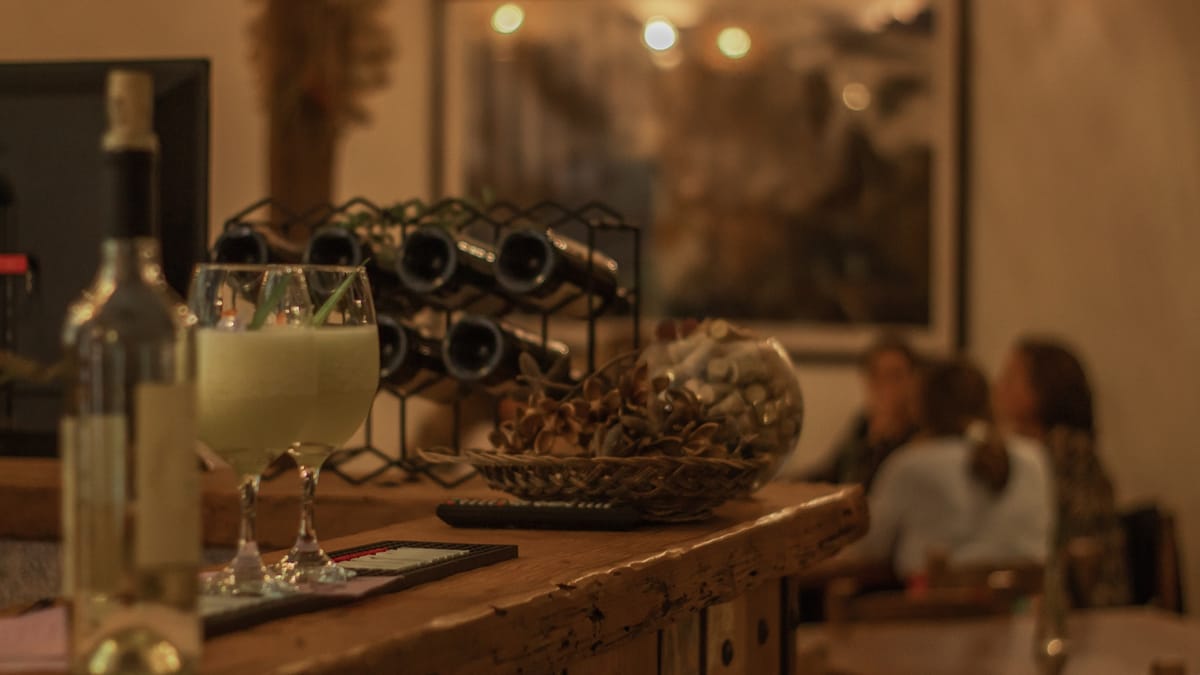 Barra de copas de Romero Osteria