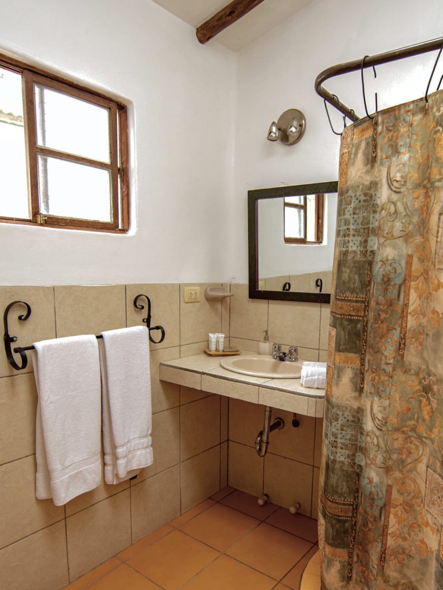 Superior Twin Room — view 2