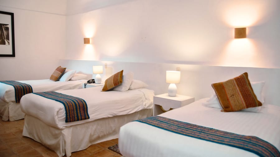 Superior Triple Room — view 1