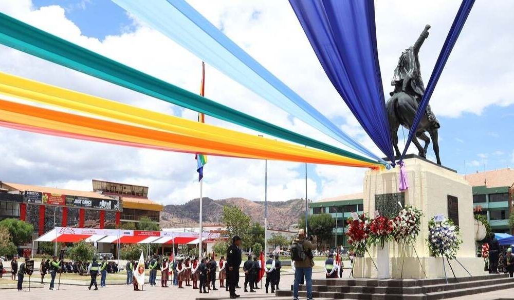 plaza tupac amaru cusco