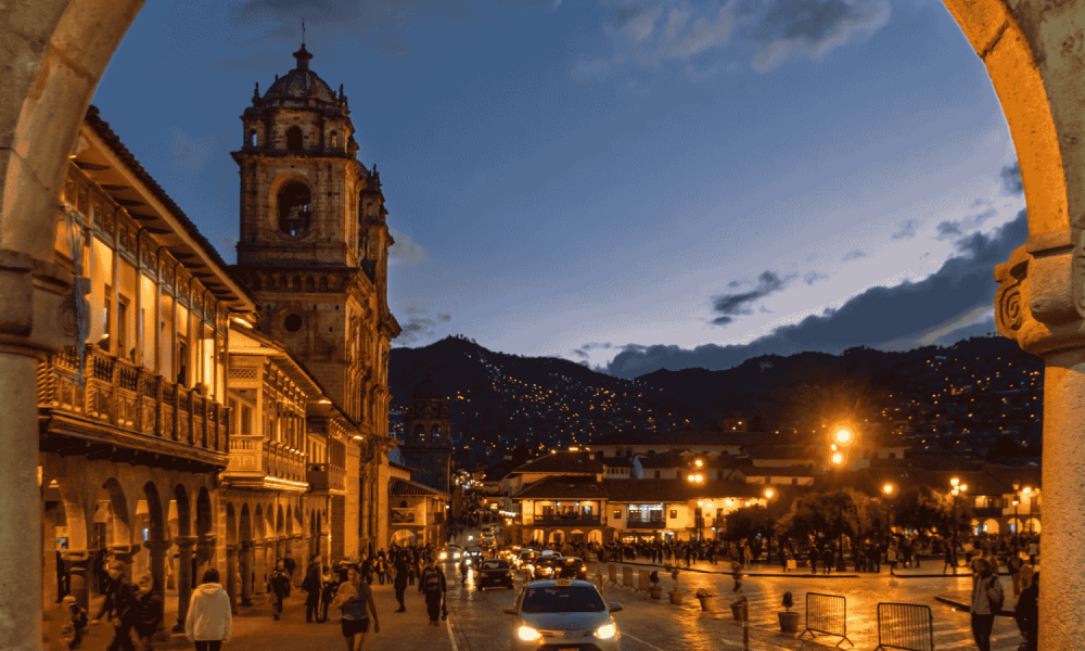 plaza-de-cusco-lluvia